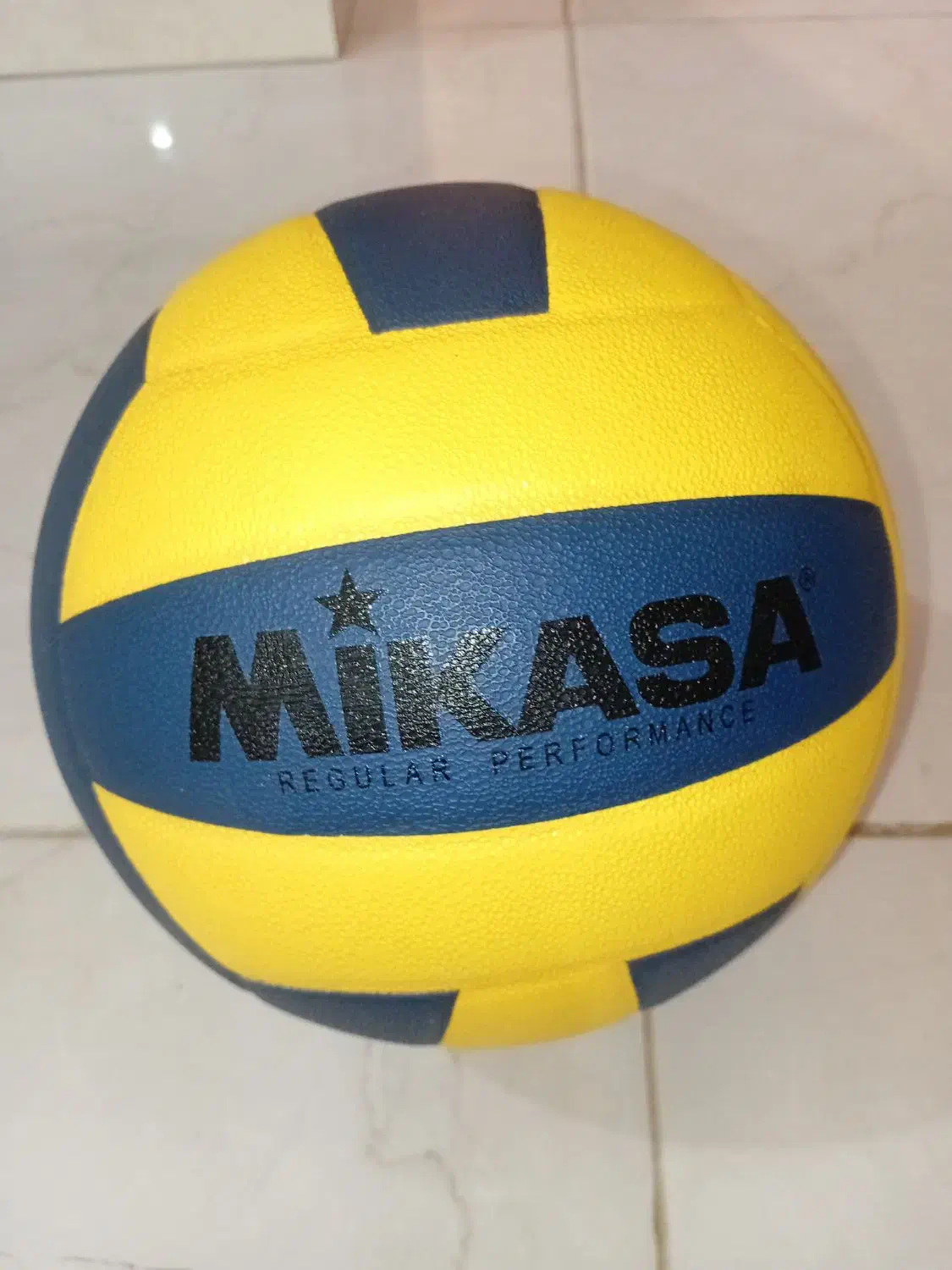 توپه Mikasa برای بازی والیبال|ورزشهای توپی|کلاله, |دیوار