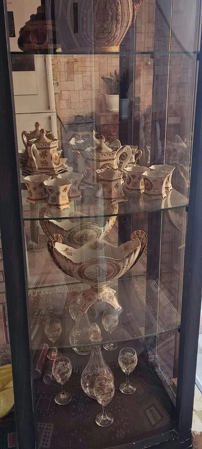 کمد ویترین|بوفه، ویترین، کنسول|پردیس, فاز ۲|دیوار