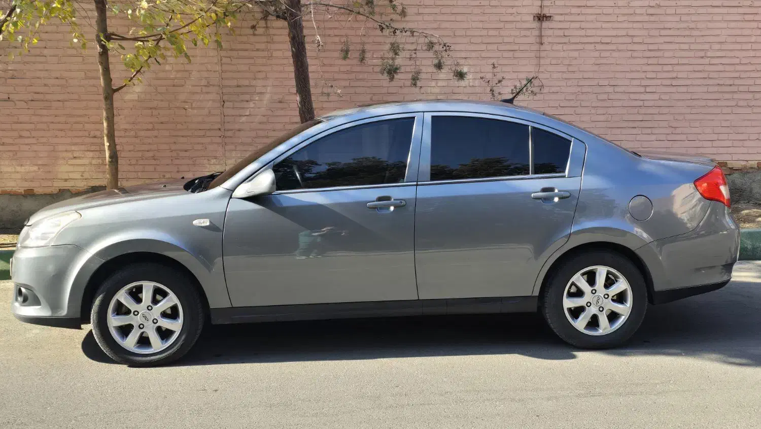 ام وی ام ۵۵۰ دنده ای استثنایی|خودرو سواری و وانت|تهران, شهرک شهرداری|دیوار