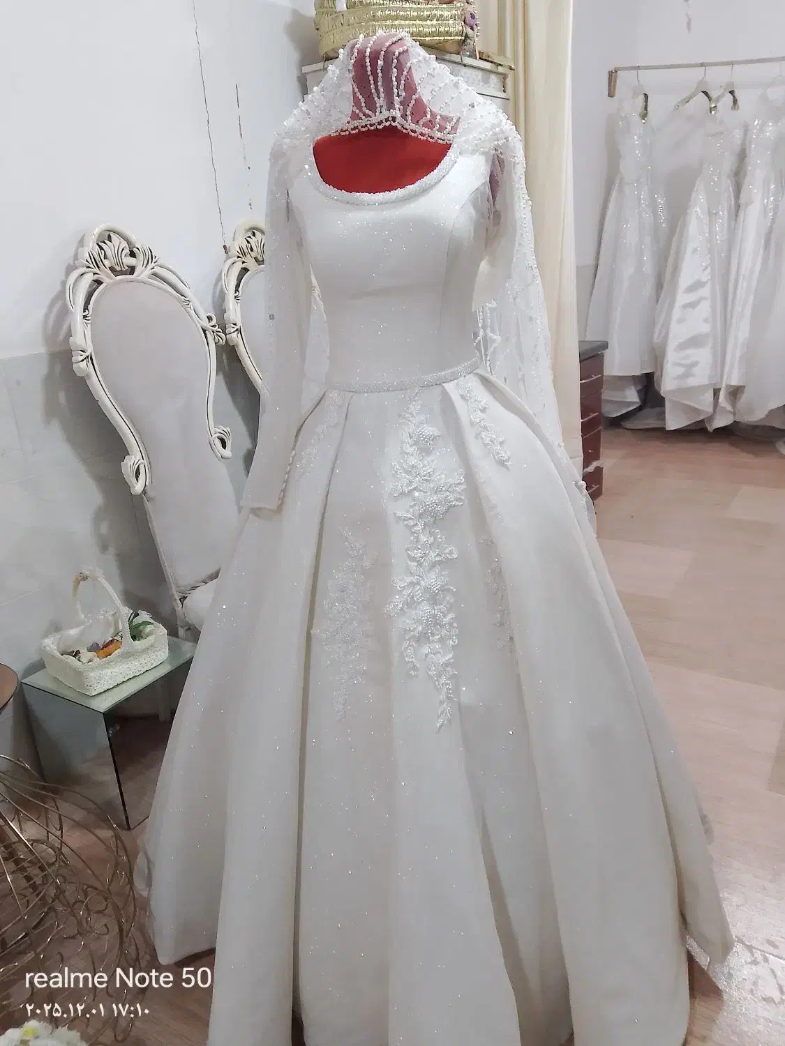 لباس عروس موقعیت سبزوار ارسال داریم|لباس|مشهد, کوی سیدی|دیوار