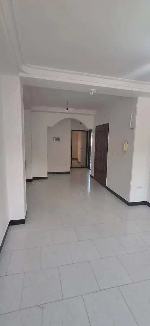 فروش واحد طبقه اول سه طبقه سه واحد آلمانیا|فروش آپارتمان|قائم‌شهر, |دیوار