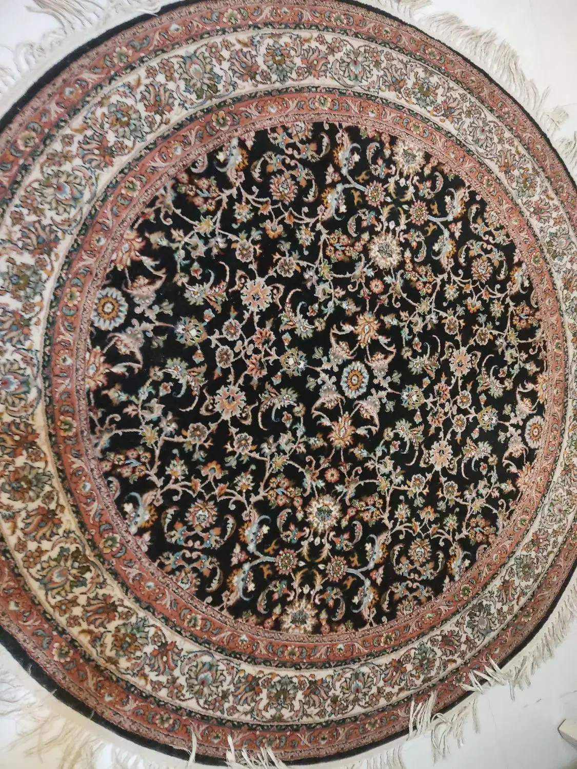 قالیچه گرد|فرش|مشهد, ارمغان|دیوار