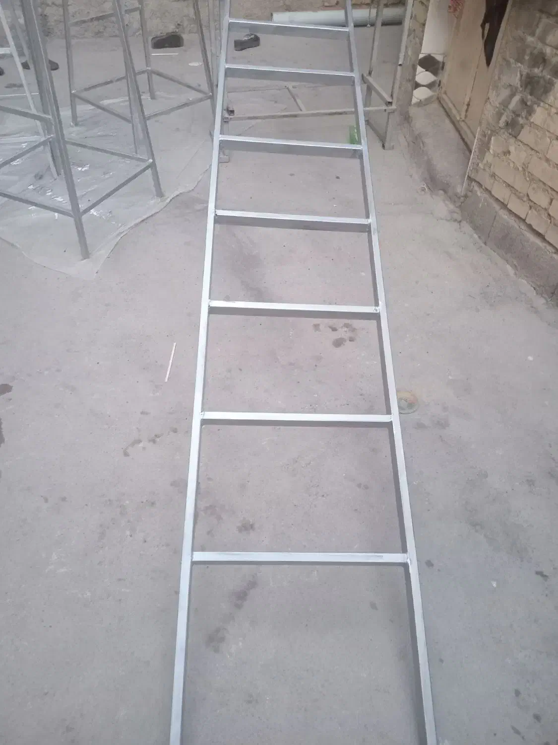 چهارپایه و نردبان|خدمات پیشه و مهارت|دزفول, |دیوار