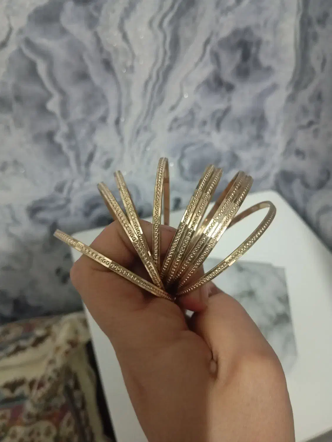 9عددالنگو طلاروس|بدلیجات|هشتگرد, هشتگرد قدیم|دیوار