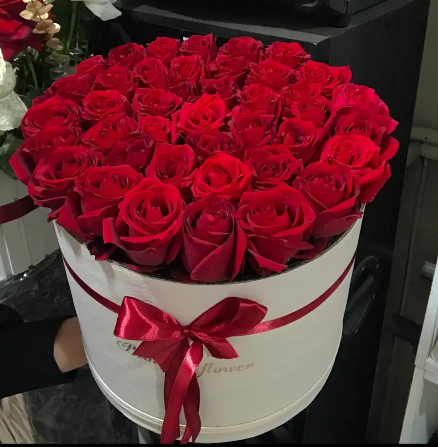 باکس گل رز هلندی دسته گل طبیعی شوک قیمت باورنکردنی|گل و گیاه طبیعی|مشهد, آزادشهر|دیوار