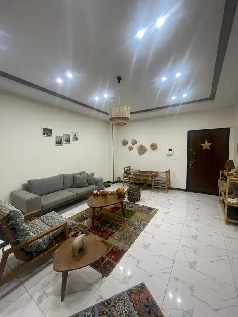 ۶۰ متری ، ط ۴