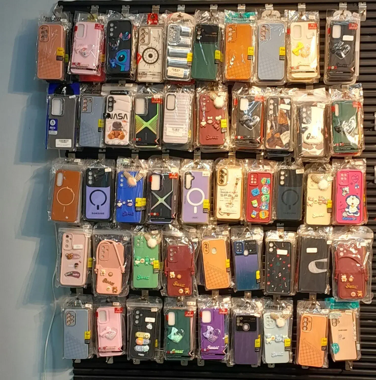 کاور گوشی ۷۰ تومان|لوازم جانبی موبایل و تبلت|خرمآباد, |دیوار