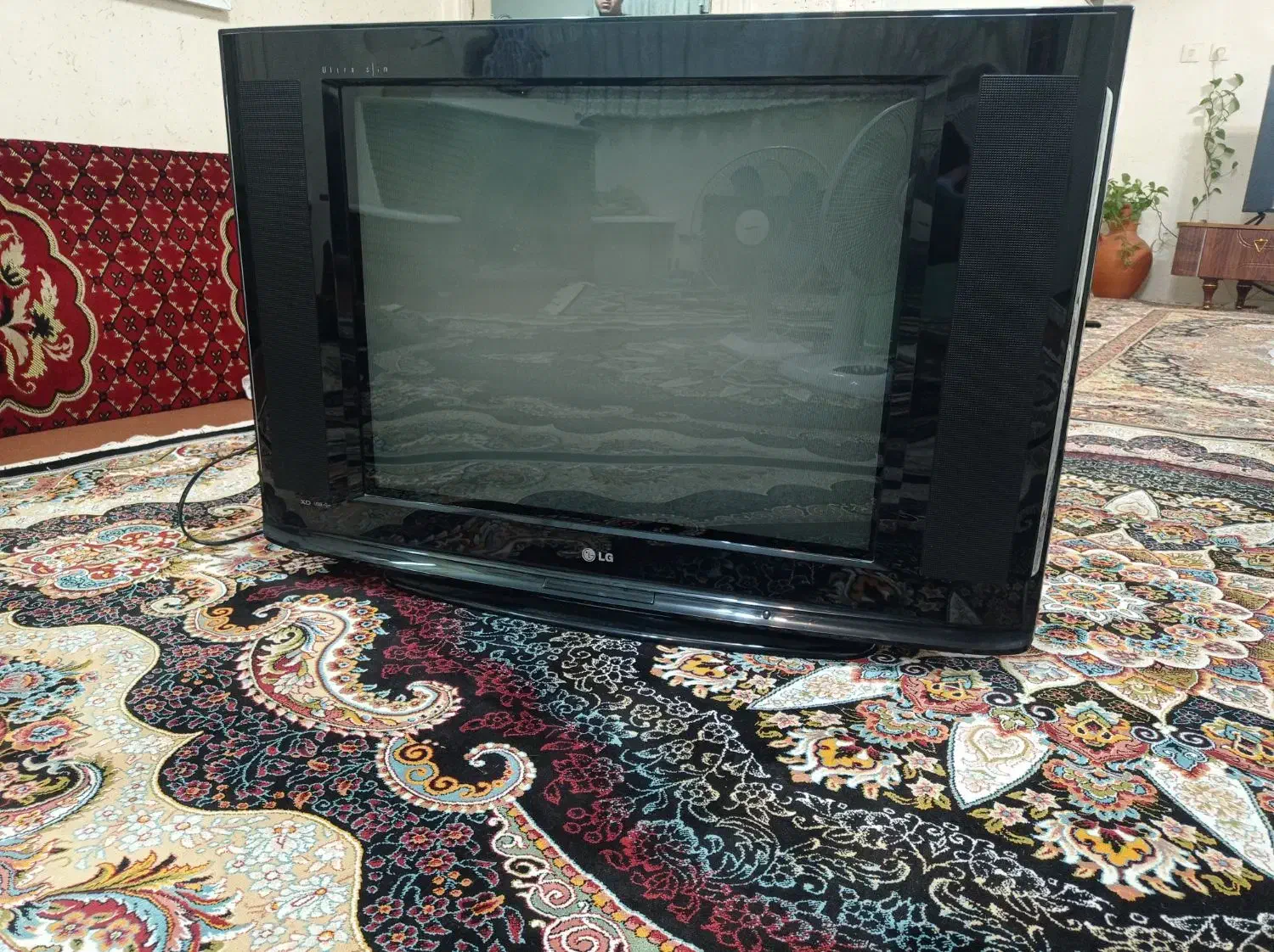 تلوزیون|تلویزیون و پروژکتور|شلمان, |دیوار