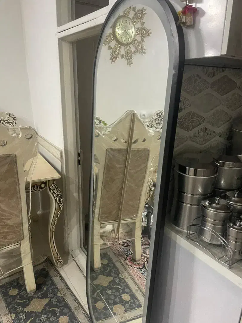 آینه|آینه|بهارستان, |دیوار
