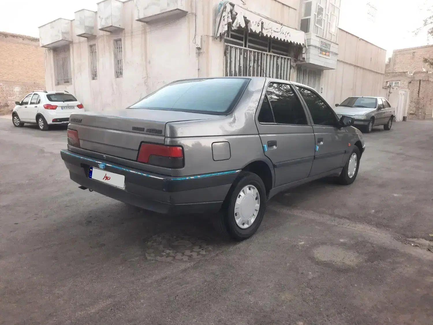 پژو 405 GLX دوگانه کارخانه 93 کارمندی|خودرو سواری و وانت|شیراز, آزادگان|دیوار