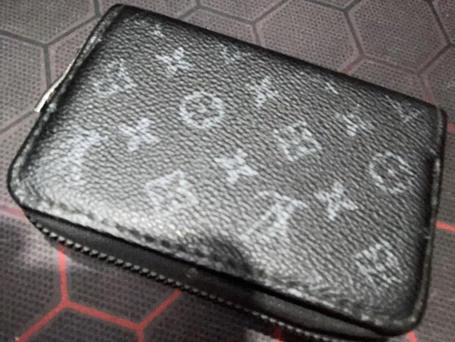 مژده و هدیه برای پیدا کردن جا کارتی گم شده|اشیا|گرگان, |دیوار