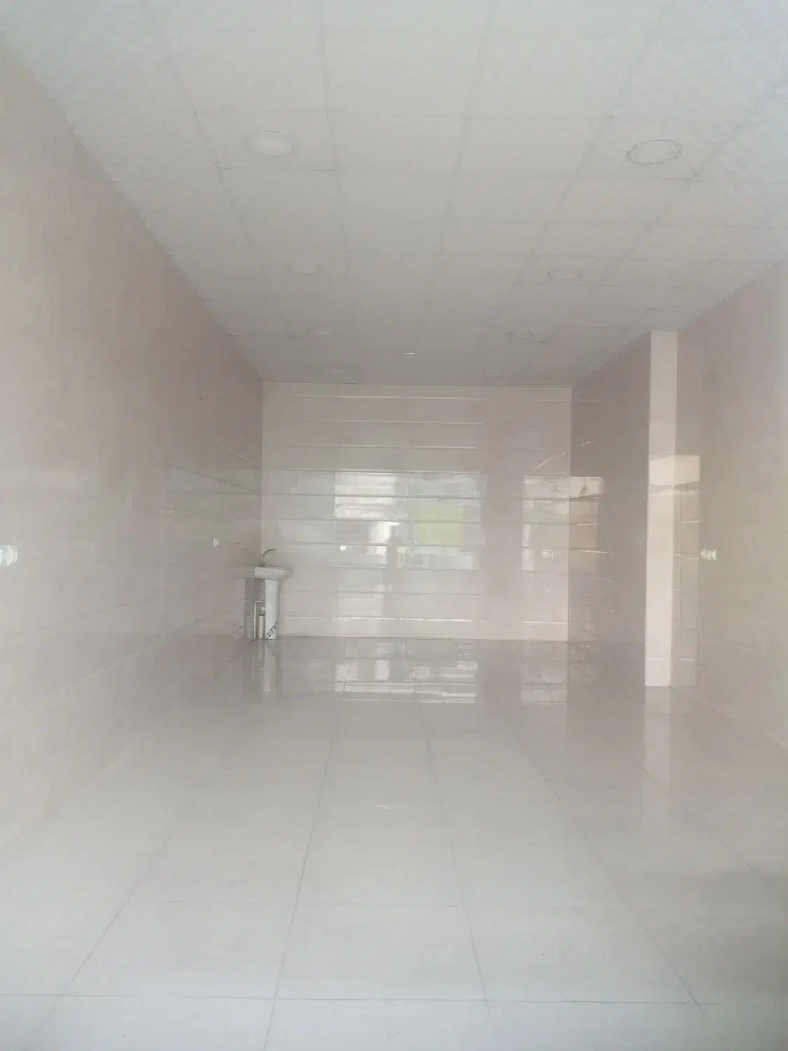 اجاره انباری ۲۵ متری|اجارهٔ مغازه و غرفه|میاندوآب, |دیوار