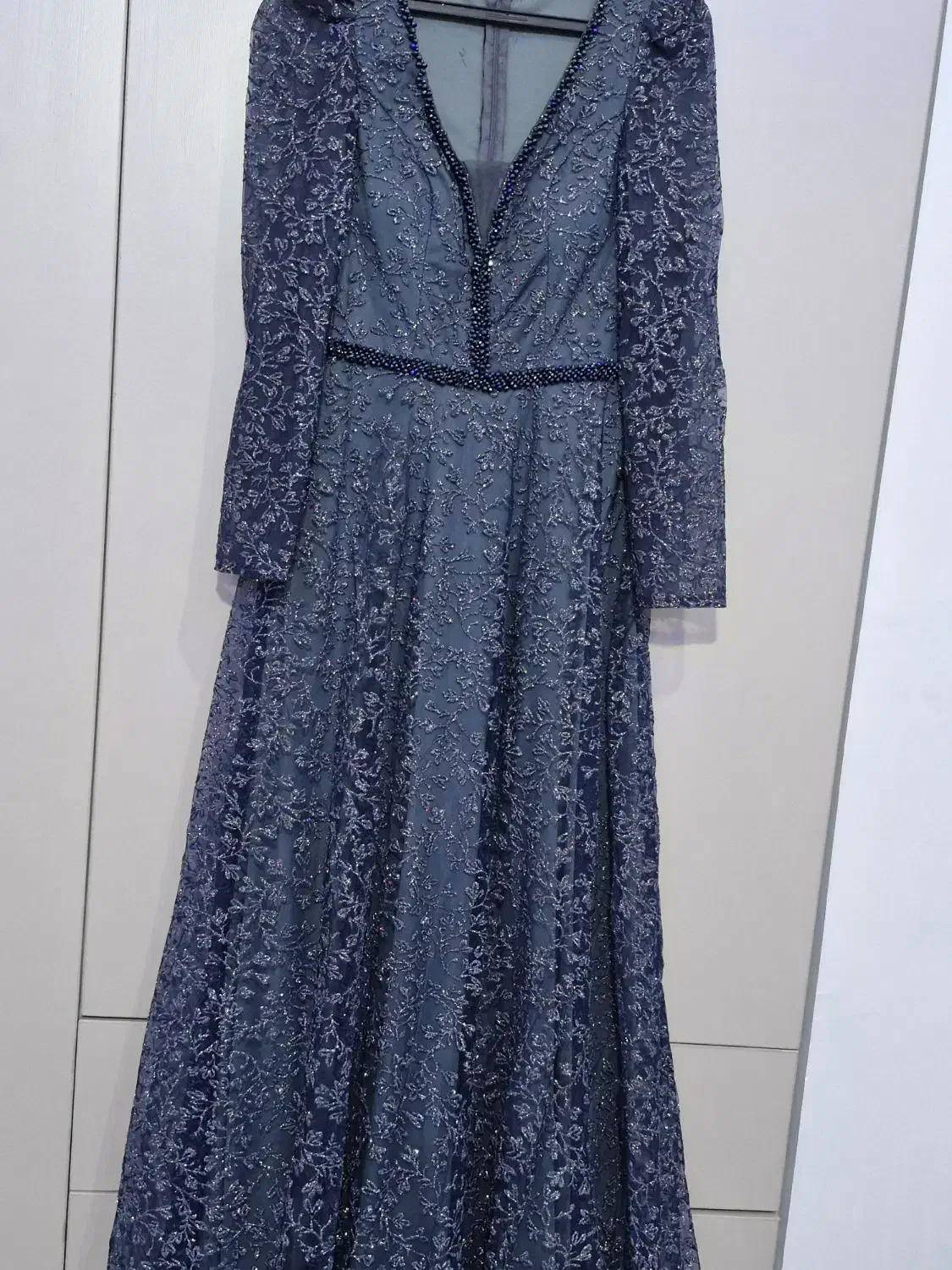 لباس شب|لباس|تاکستان, |دیوار