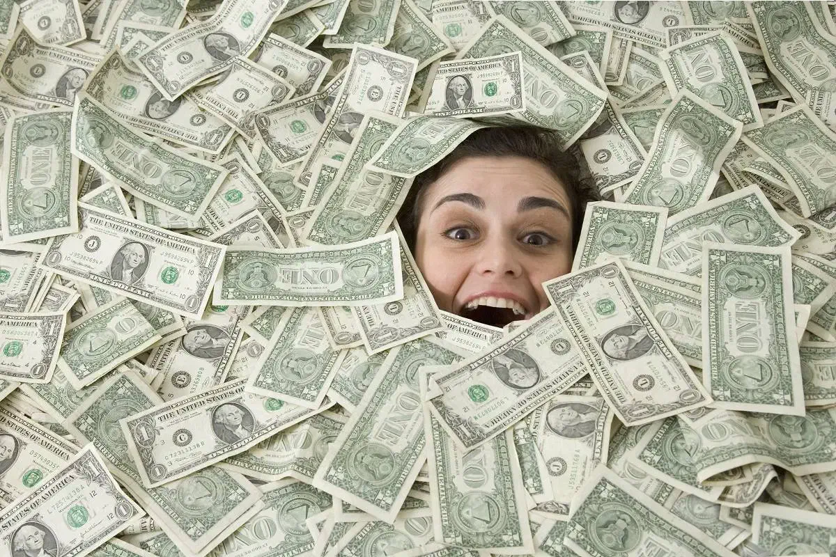 هدیه رایگان|کارت هدیه و تخفیف|تهران, فلسطین (میدان انقلاب)|دیوار