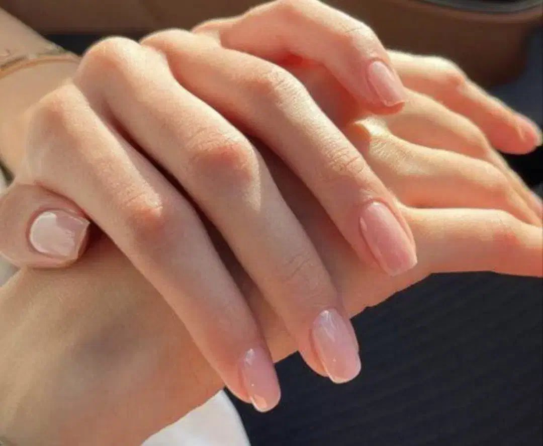 کاشت ناخن|خدمات آرایشگری و زیبایی|مشهد, چهارچشمه|دیوار