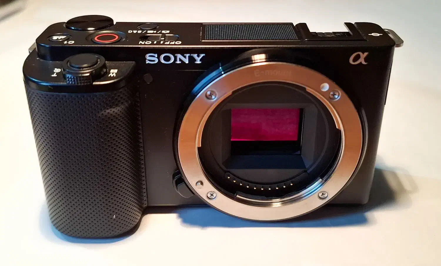 SONY ZV-E10|دوربین عکاسی و فیلم‌برداری|رشت, نظری|دیوار