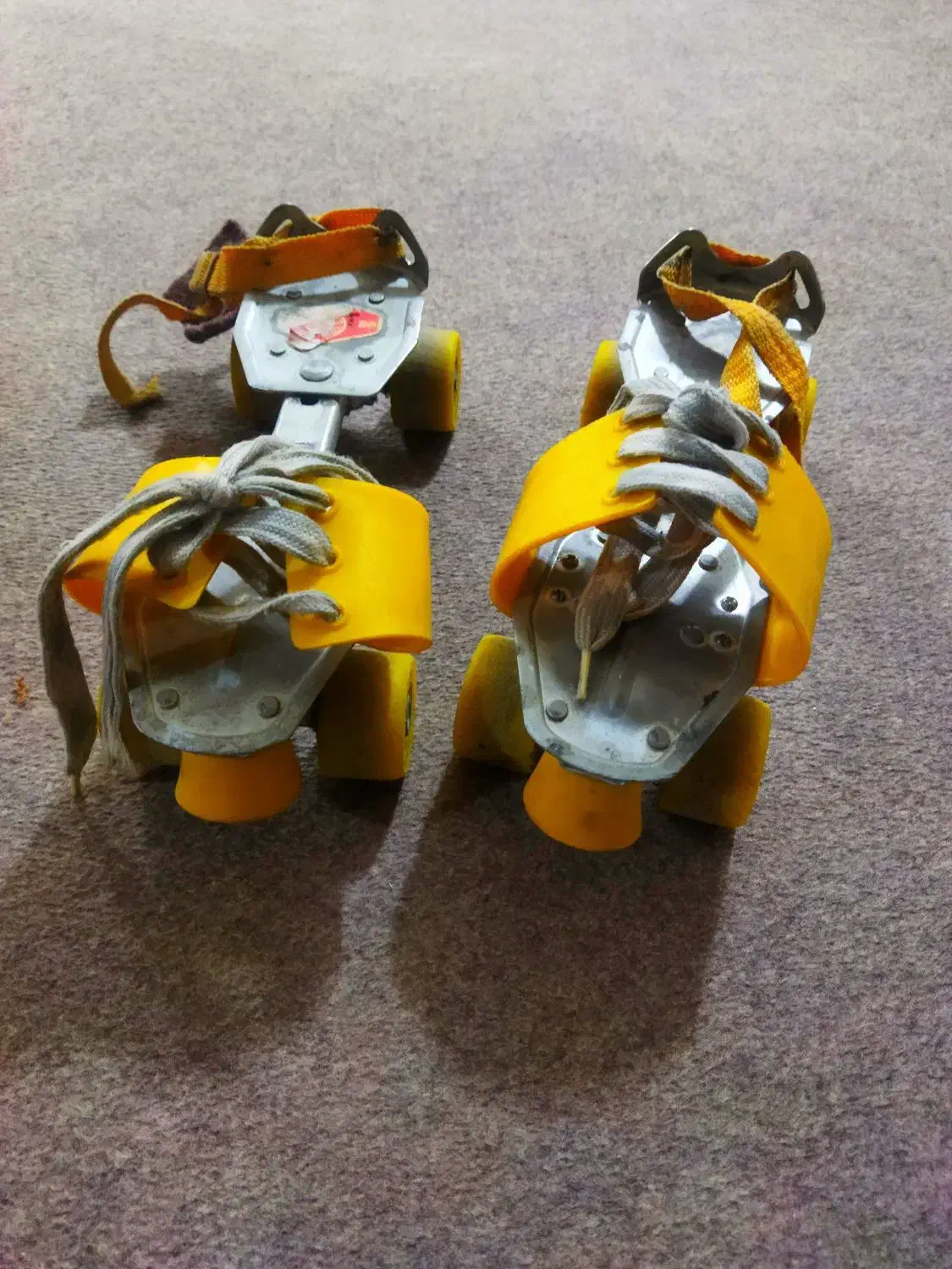 اسکیت چهار چرخ کودک و بزرگسال|دوچرخه، اسکیت، اسکوتر|شاهین‌شهر, پاسداران|دیوار