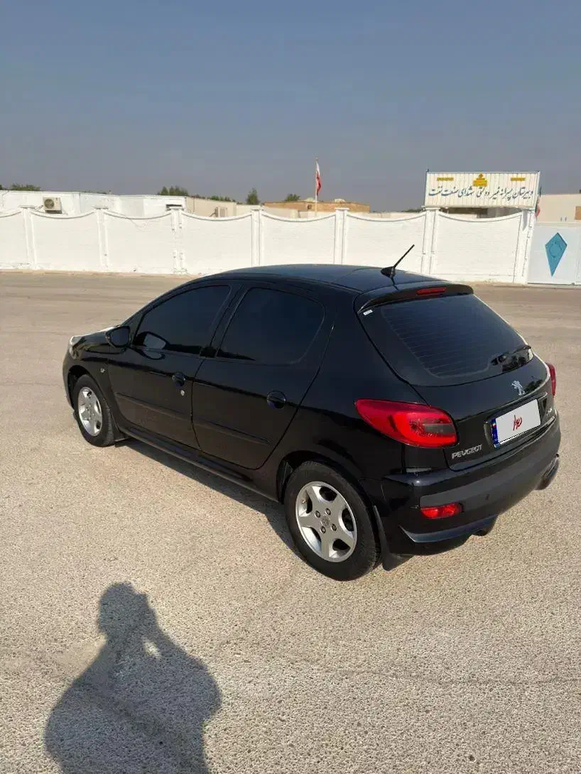 ۲۰۷ مشکی سقف پانا ۱۴۰۲|خودرو سواری و وانت|اهواز, شهرک نفت|دیوار