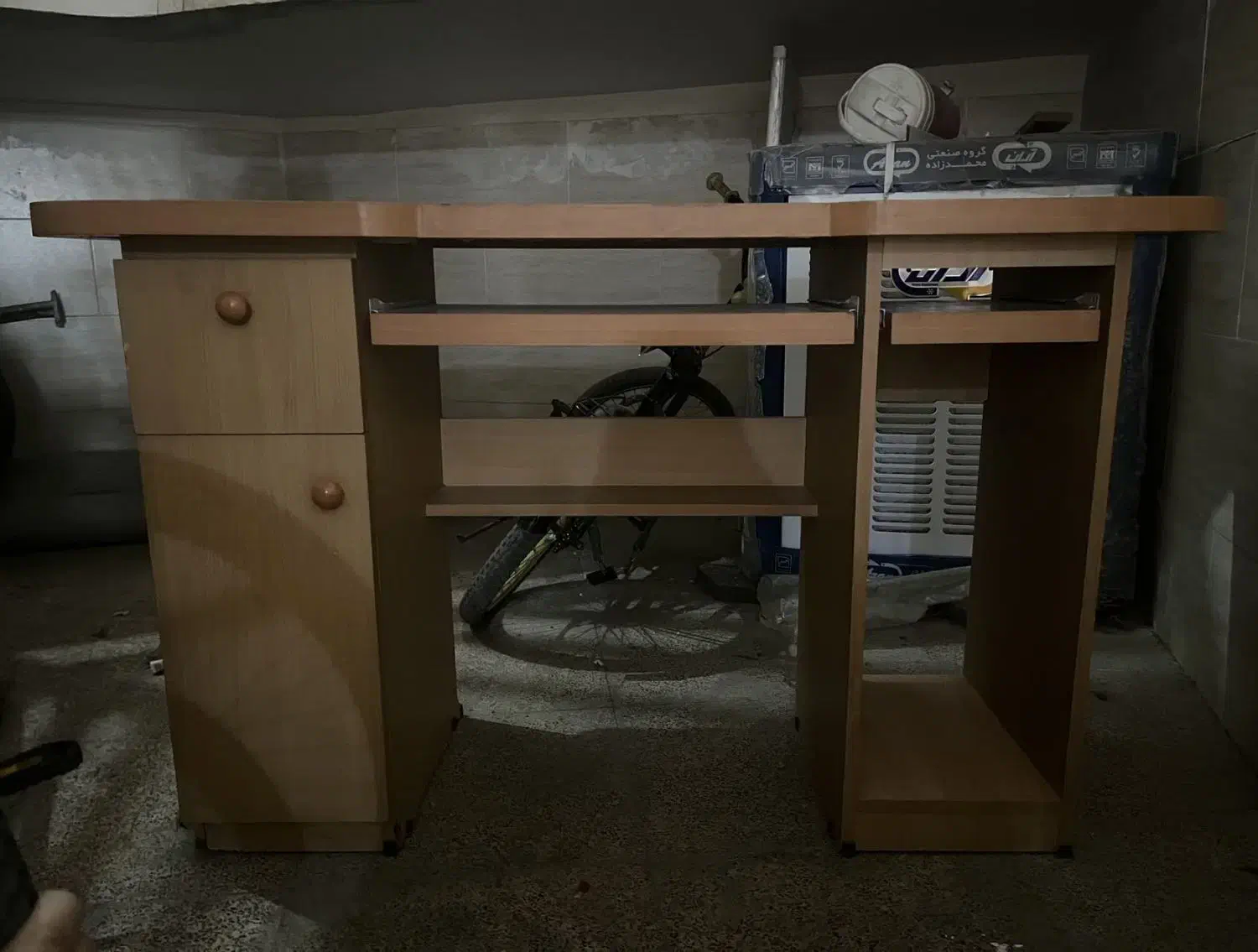 میز کامپیوتر|میز تحریر و کامپیوتر|فولادشهر, مسکن مهر فولادشهر|دیوار