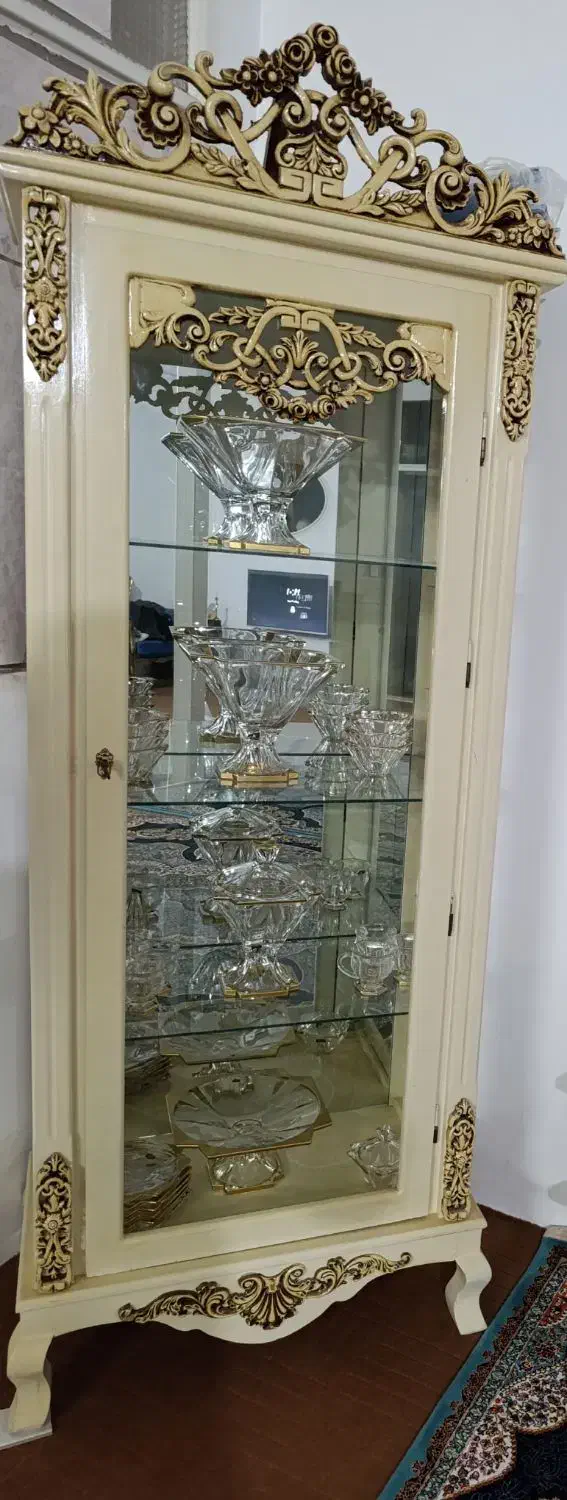 بوفه ویترین جاکفشی کمد|بوفه، ویترین، کنسول|قم, قلعه کامکار|دیوار