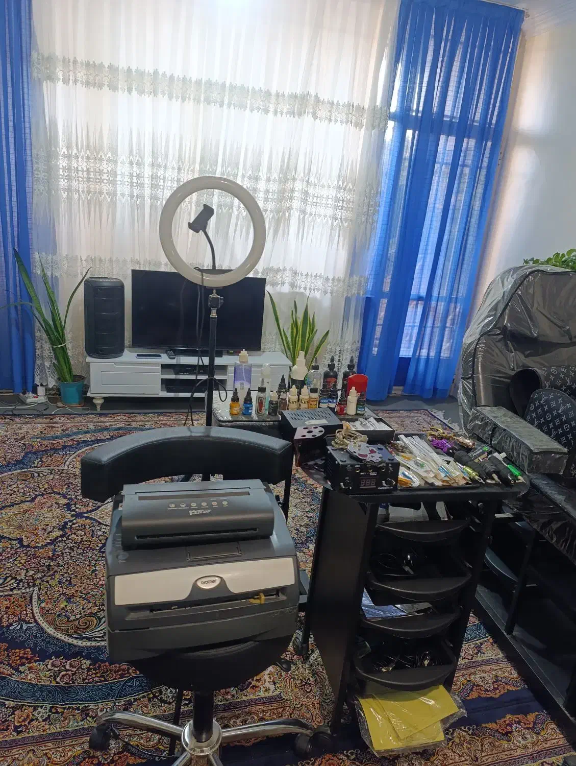 لوازم تتو|آرایشگاه و سالنهای زیبایی|بومهن, |دیوار