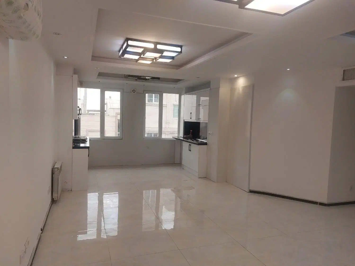 سعادت آبادفول امکانات۸۵متر نوساز تقاطع پاکنژاد سرو