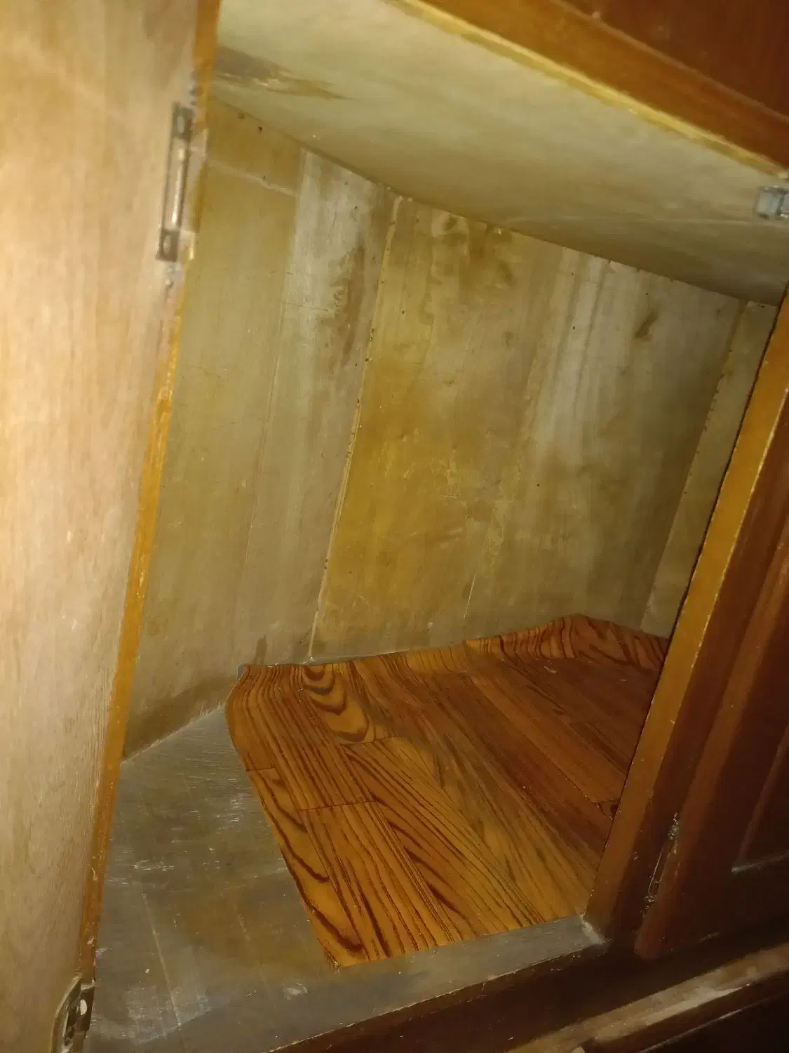 کنسول چوبی|بوفه، ویترین، کنسول|تولم شهر, |دیوار