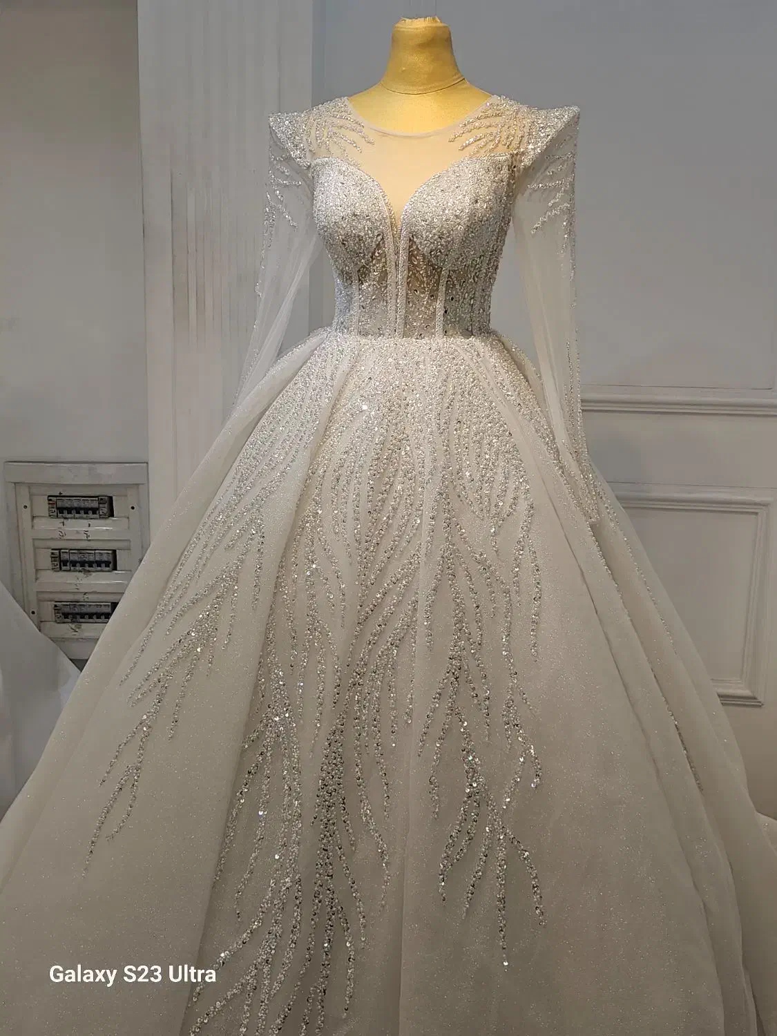 لباس عروس|لباس|کهریزک, |دیوار