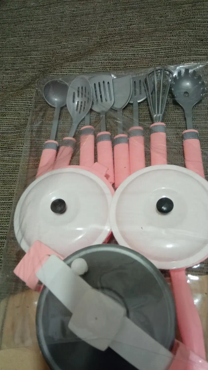 2تا ظروف پخت و پز اسباب بازی،پلمپ و نو|اسباببازی بچه|تهران, دبستان|دیوار