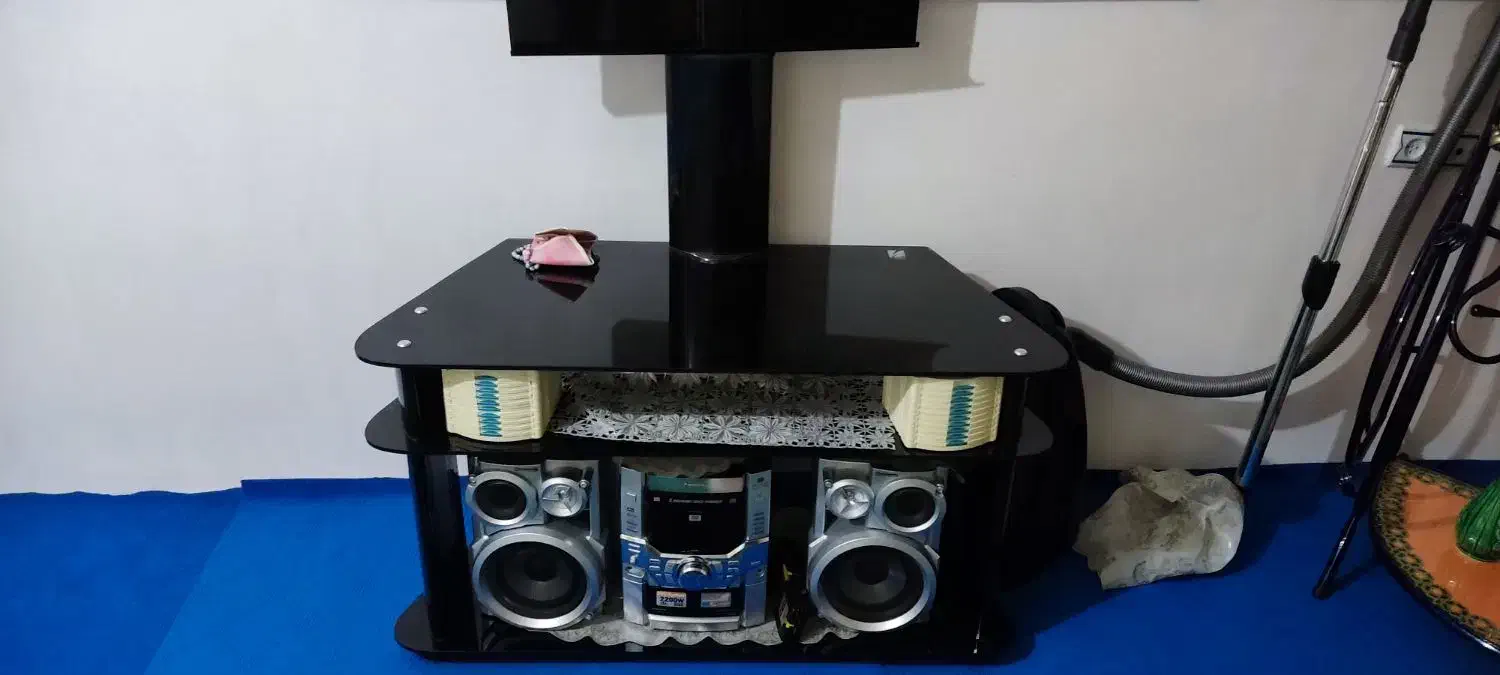 میز تلویزیون شیشه ای اصل|میز تلویزیون|رامیان, |دیوار