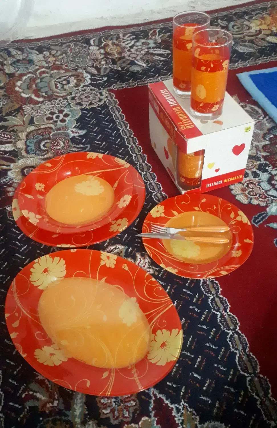 سرویس بشقاب ۱۲نفره، پاشاباغچه|ظروف سرو و پذیرایی|شیراز, شاهچراغ|دیوار