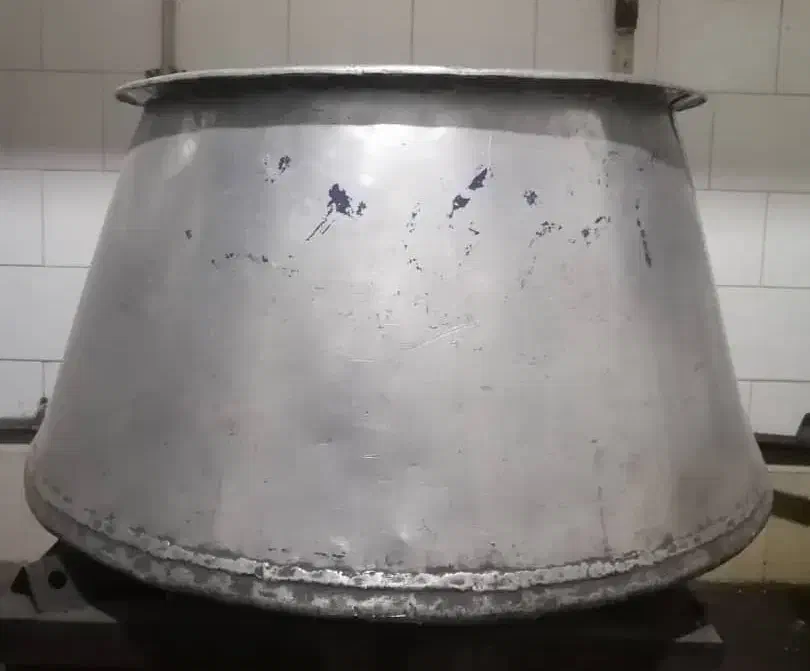 فروش تعدادی دیگ برای پخت و پز|ظروف پخت‌وپز|کازرون, |دیوار