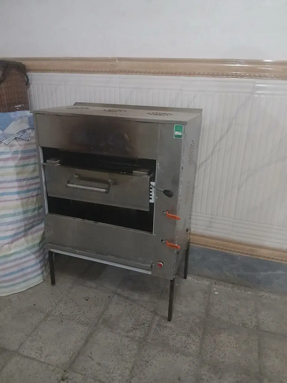 فروش گباب پز به خاطر جمع مغازه|اجاق گاز و لوازم برقی پختوپز|اردبیل, |دیوار