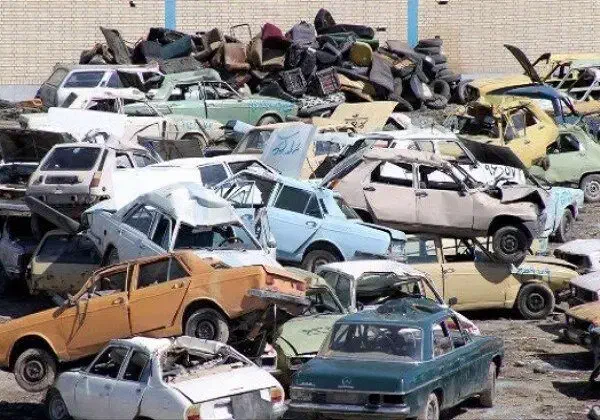 خرید انواع خودرو های فرسوده و تصادفی و دو تیکه|خدمات موتور و ماشین|تیران, |دیوار