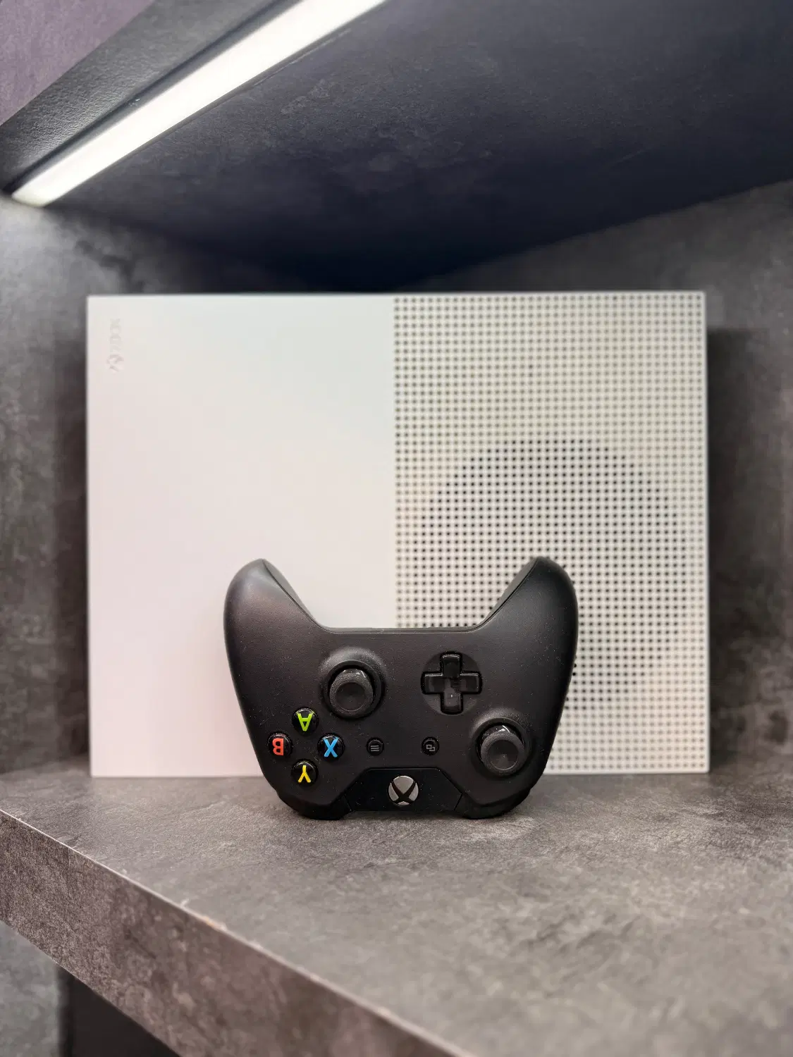Xbox o همراه با LG 32بخر با کمترین پیش پرداخت|کنسول، بازی ویدئویی و آنلاین|اصفهان, مفتح|دیوار