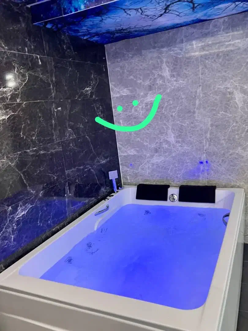 اجاره روزانه آپارتمان پاسداران وان جکوزی سایرمناطق|اجارهٔ کوتاه‌مدت آپارتمان و سوئیت|تهران, پاسداران|دیوار