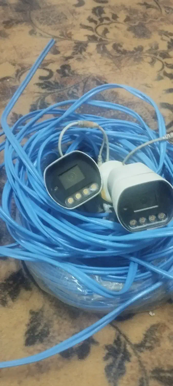 دوعدد دوربین وسیم دوربین دریخسازی|دوربین مداربسته|رشت, شهریاران|دیوار