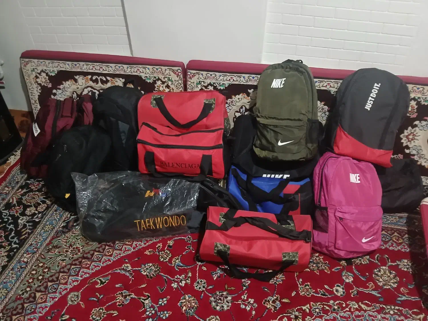 کیف و کوله ورزشی و زنانه|کیف، کفش، کمربند|همدان, |دیوار