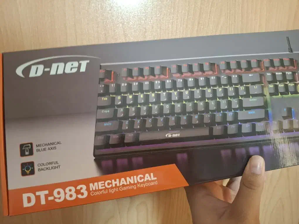 کیبورد گیمینگ سوییچ مکانیکال ابی rgb|قطعات و لوازم جانبی رایانه|اهواز, کمپلو شمالی|دیوار
