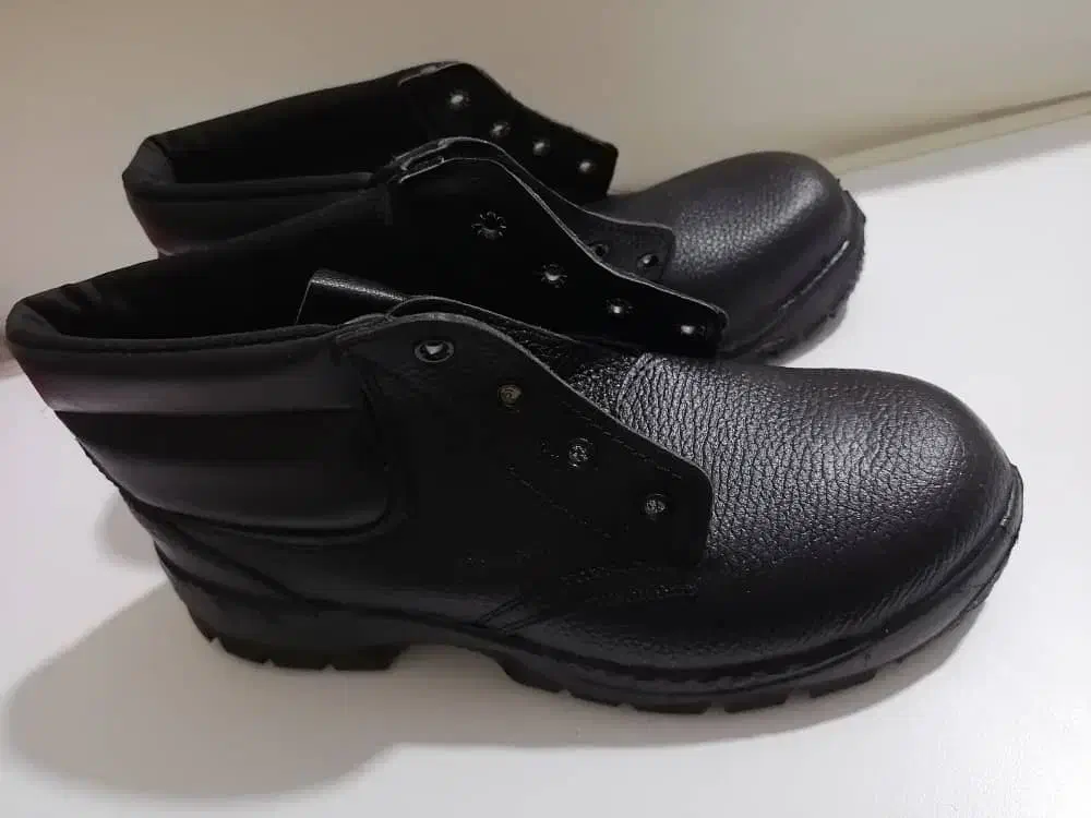 کفش ایمنی|کیف، کفش، کمربند|محمدشهر, سیدآباد|دیوار