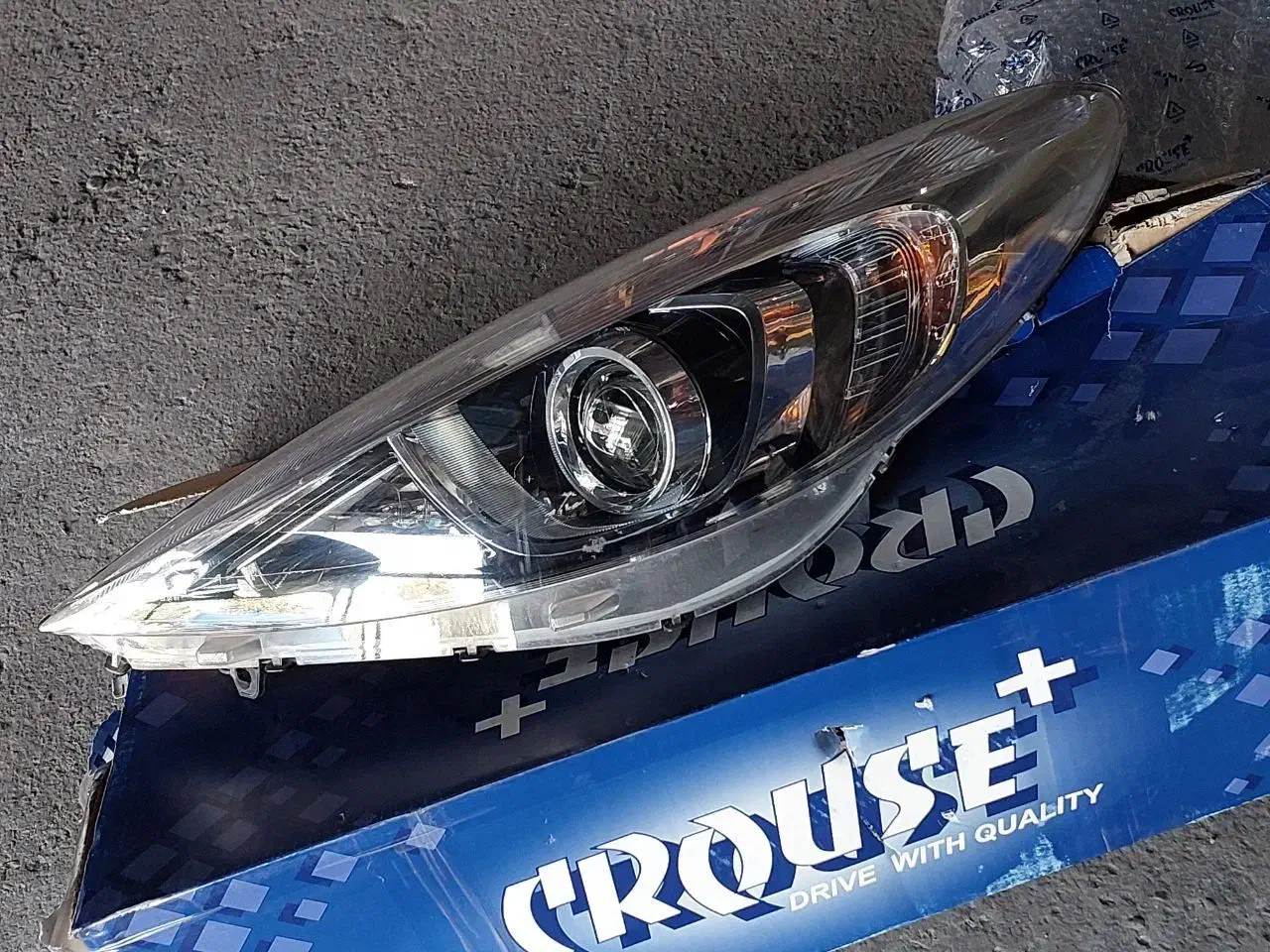 چراغ جلو ۲۰۷|قطعات یدکی و لوازم جانبی|ابهر, |دیوار