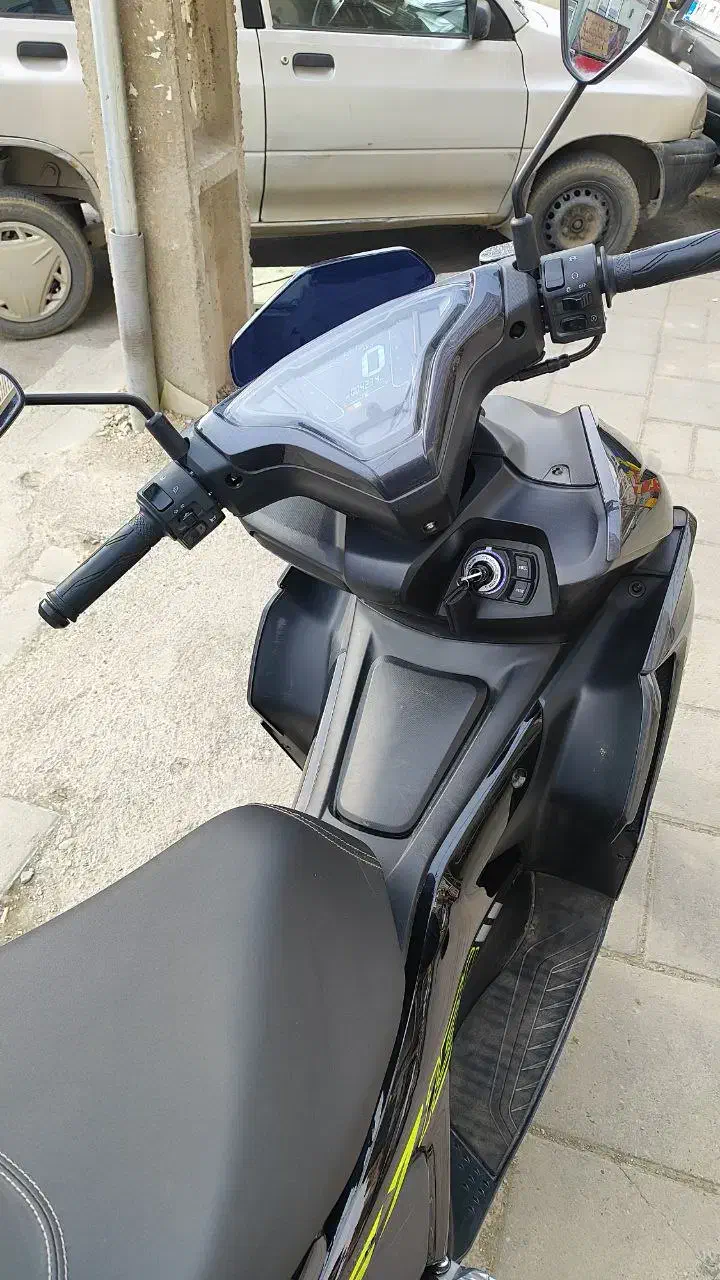 فروش موتور آیروکس ۱۵۰|موتورسیکلت|سقز, |دیوار