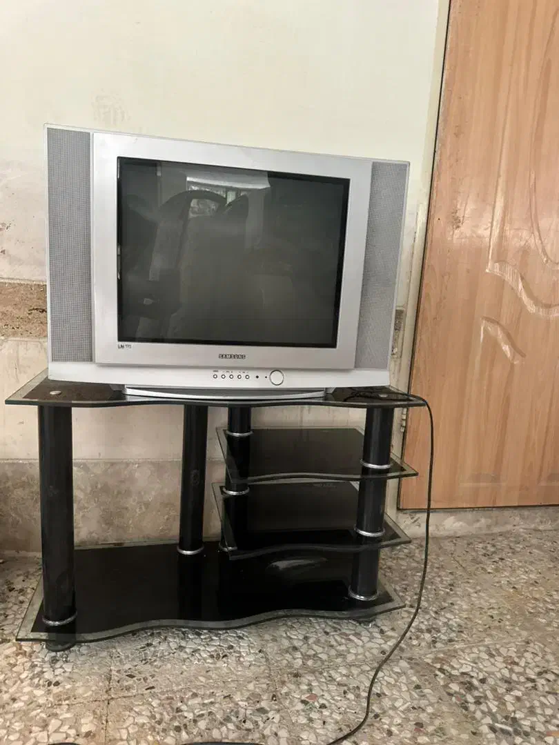 تلویزیون سامسونگ صفحه تخت نو،میز و دستگاه دیجیتال|تلویزیون و پروژکتور|کرمانشاه, |دیوار