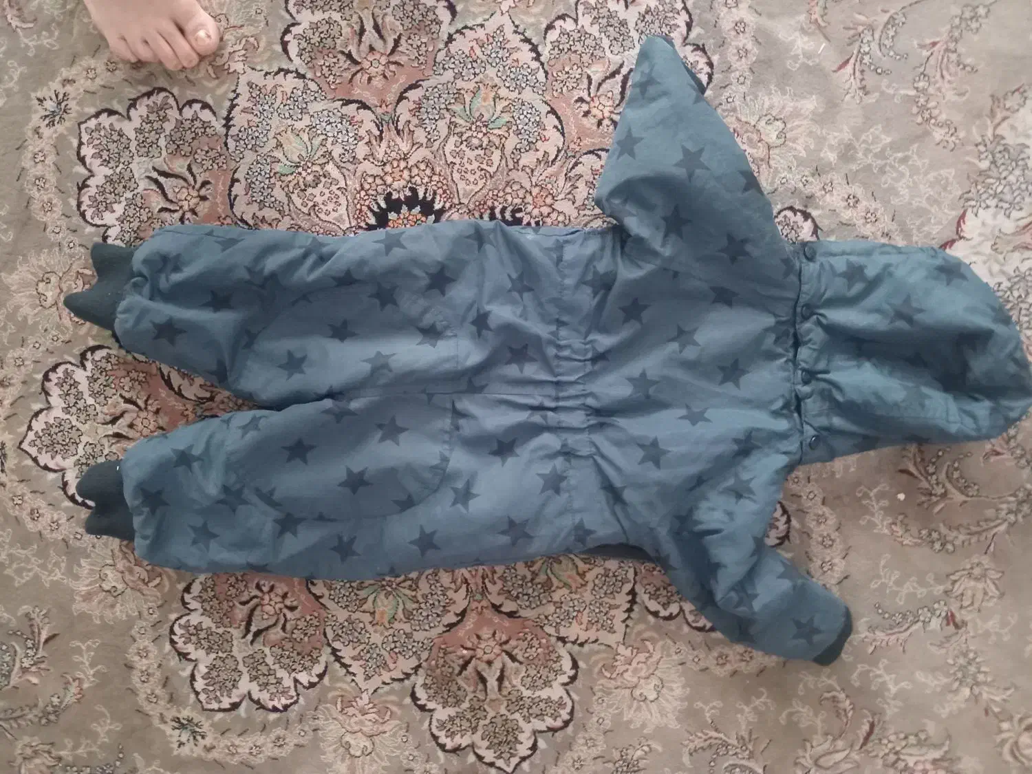 کاپشن سرهمی .عروسک.  تاب. .اسکوتر  وکامیون|اسباب‌بازی بچه|قم, منبع آب|دیوار