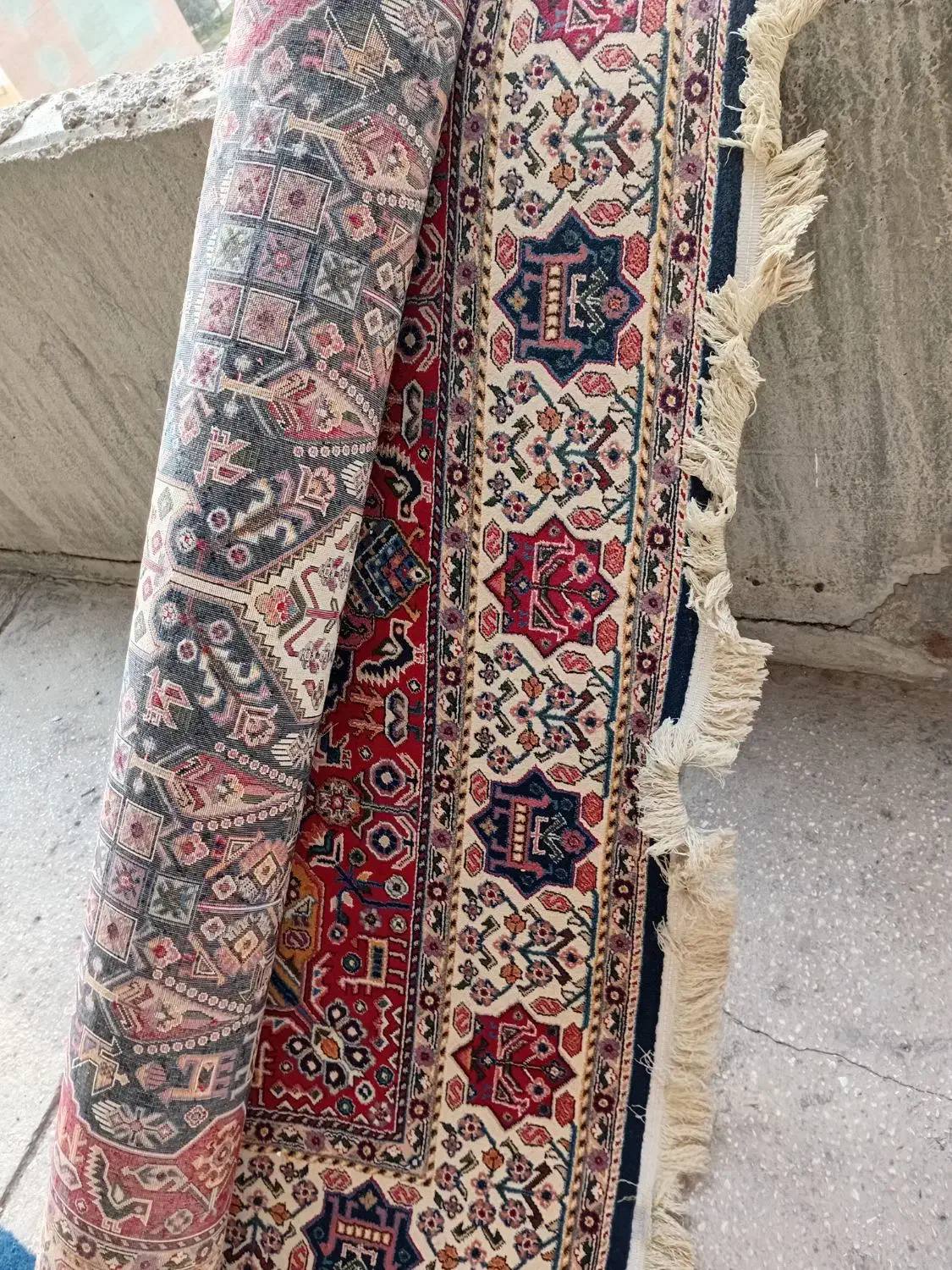 فرش های سنتی وتمیز|فرش|فولادشهر, فولادشهر|دیوار