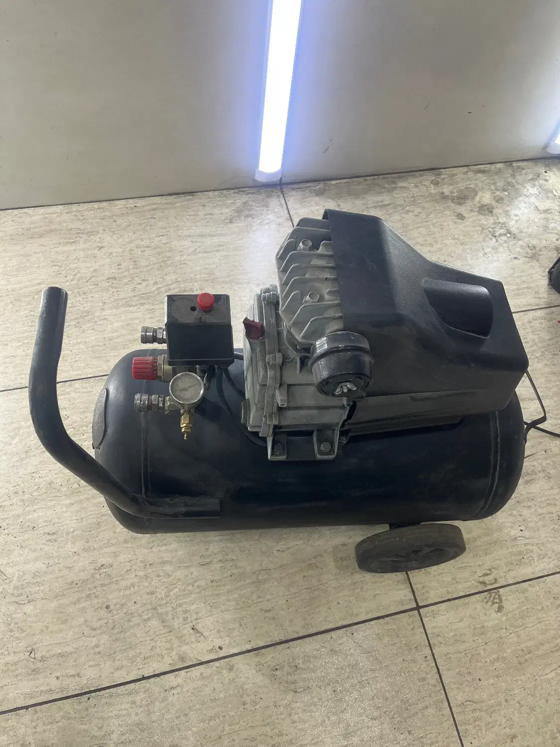 پمپ باد|ابزارآلات|تهران, ده‌ونک|دیوار