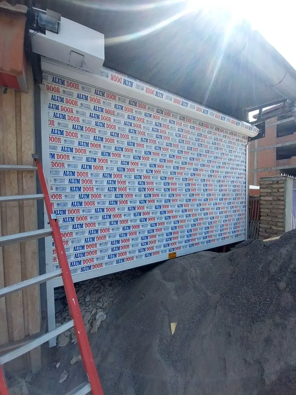 شیشه سکوریت، کرکره برقی، درب اتومات، جک سکادور|خدمات پیشه و مهارت|سنندج, |دیوار