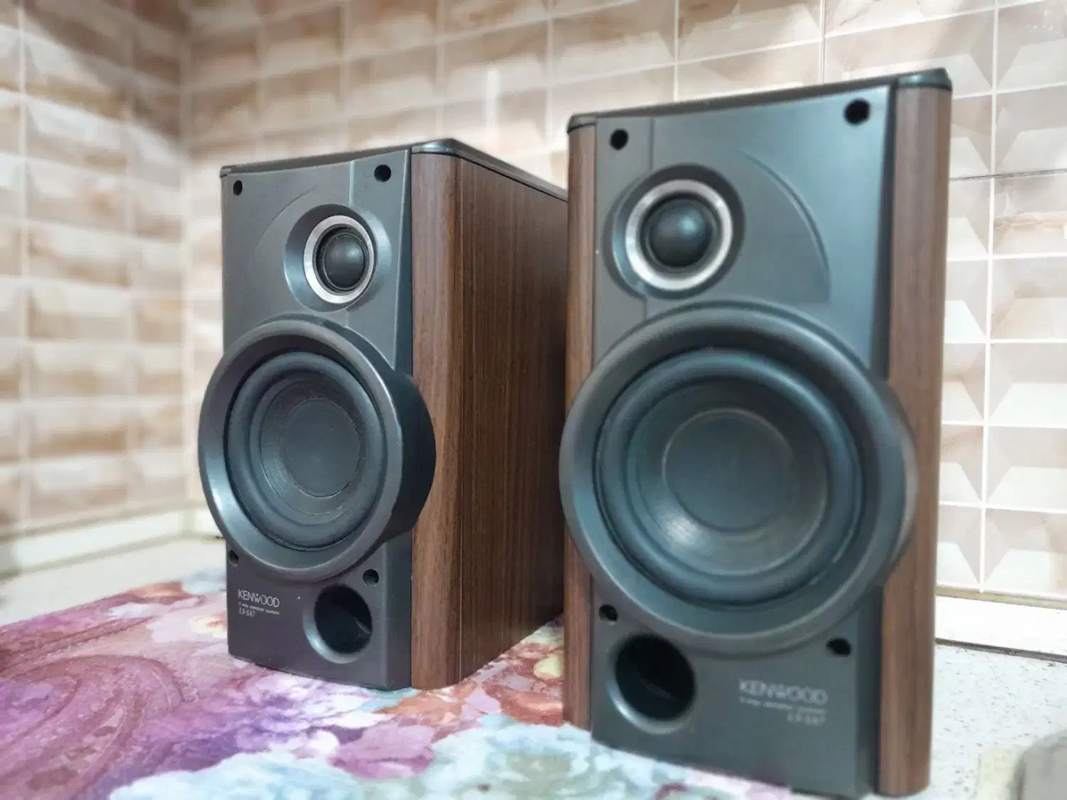 بوکشلف حرفه ای کنوود|سیستم صوتی خانگی|رشت, پل تالشان|دیوار