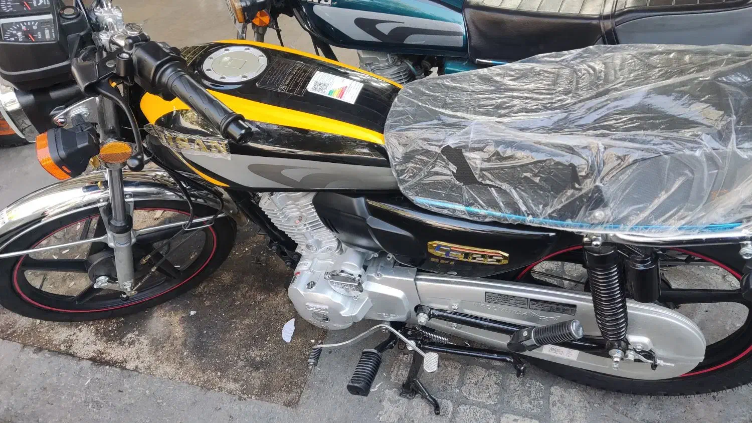 موتور صفر کیلومتر احسان خشک104|موتورسیکلت|شیراز, گود عربان|دیوار