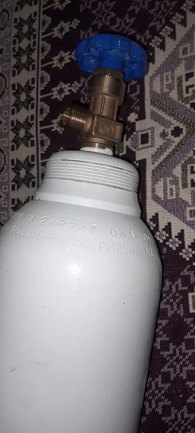 کپسول اکسیژن ده لیتری پربامانومنتر|آرایشی، بهداشتی، درمانی|بروجرد, |دیوار